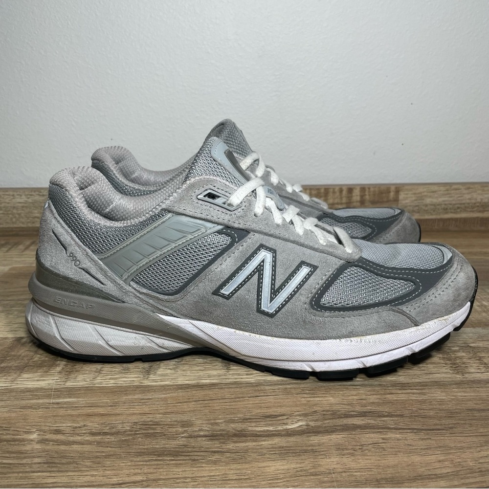 New Balance 990V5 Casual Shoe Made in USA Gray Womens Sneaker‎ Size 9.5 EUC